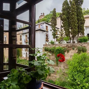Palacio De Mariana Pineda Granada
