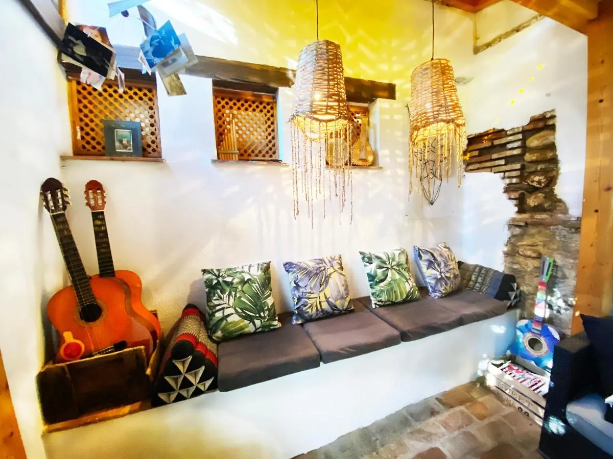 Makuto Coliving House Albergue Granada Hostal