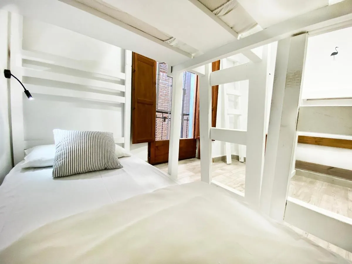 Hostal Makuto Coliving House Albergue Granada
