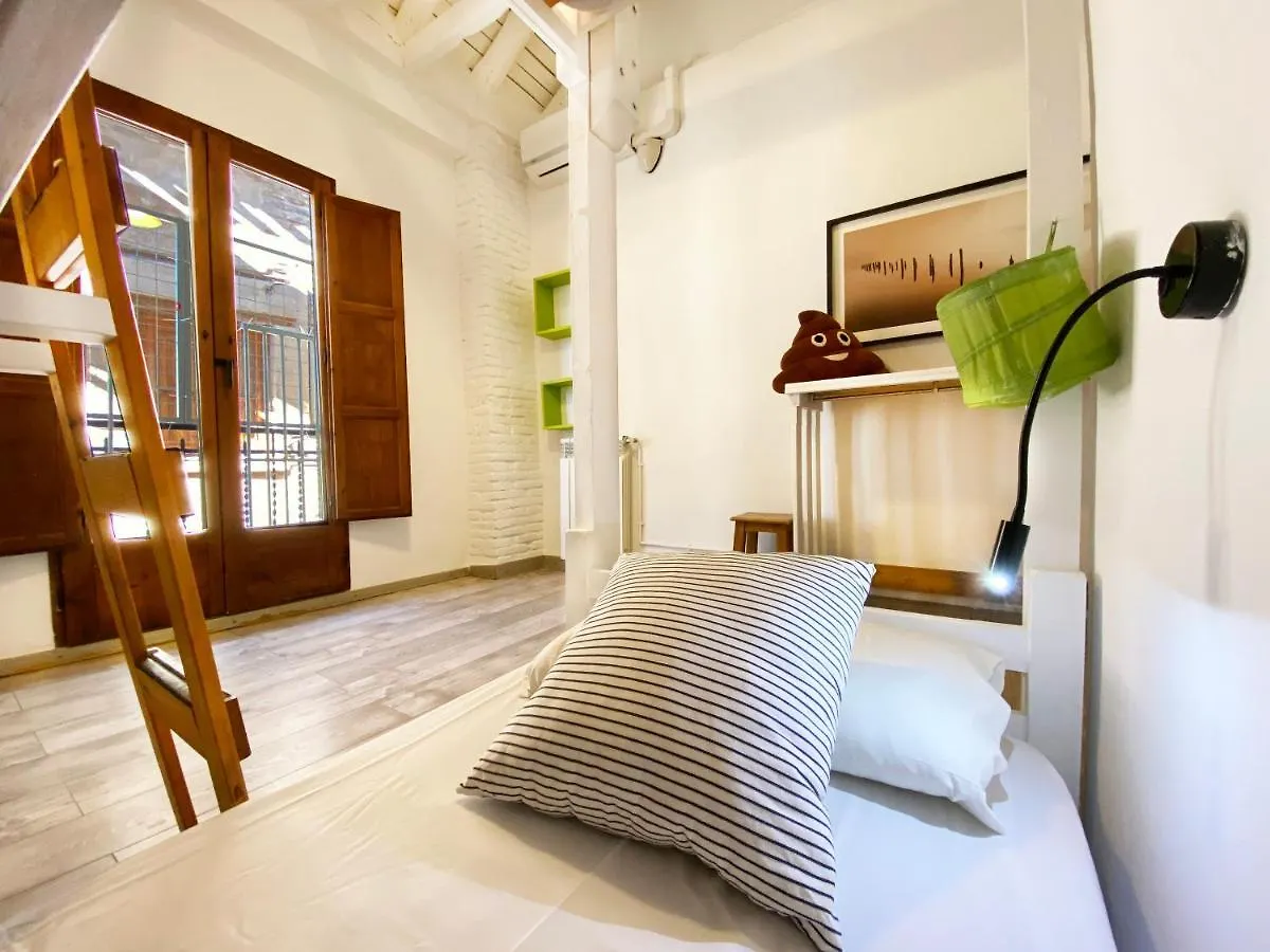 Makuto Coliving House Albergue Granada Hostal