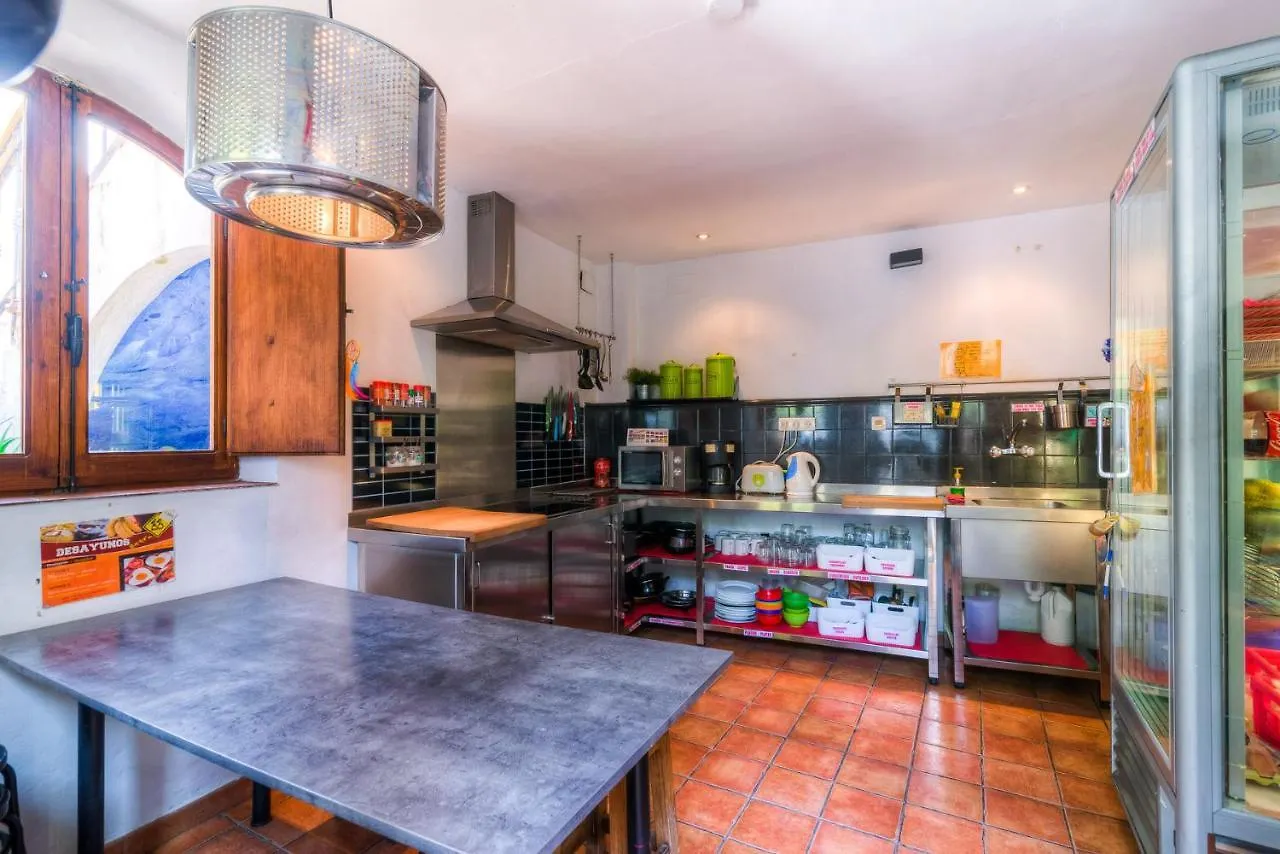 Makuto Coliving House Hostel Granada Spain