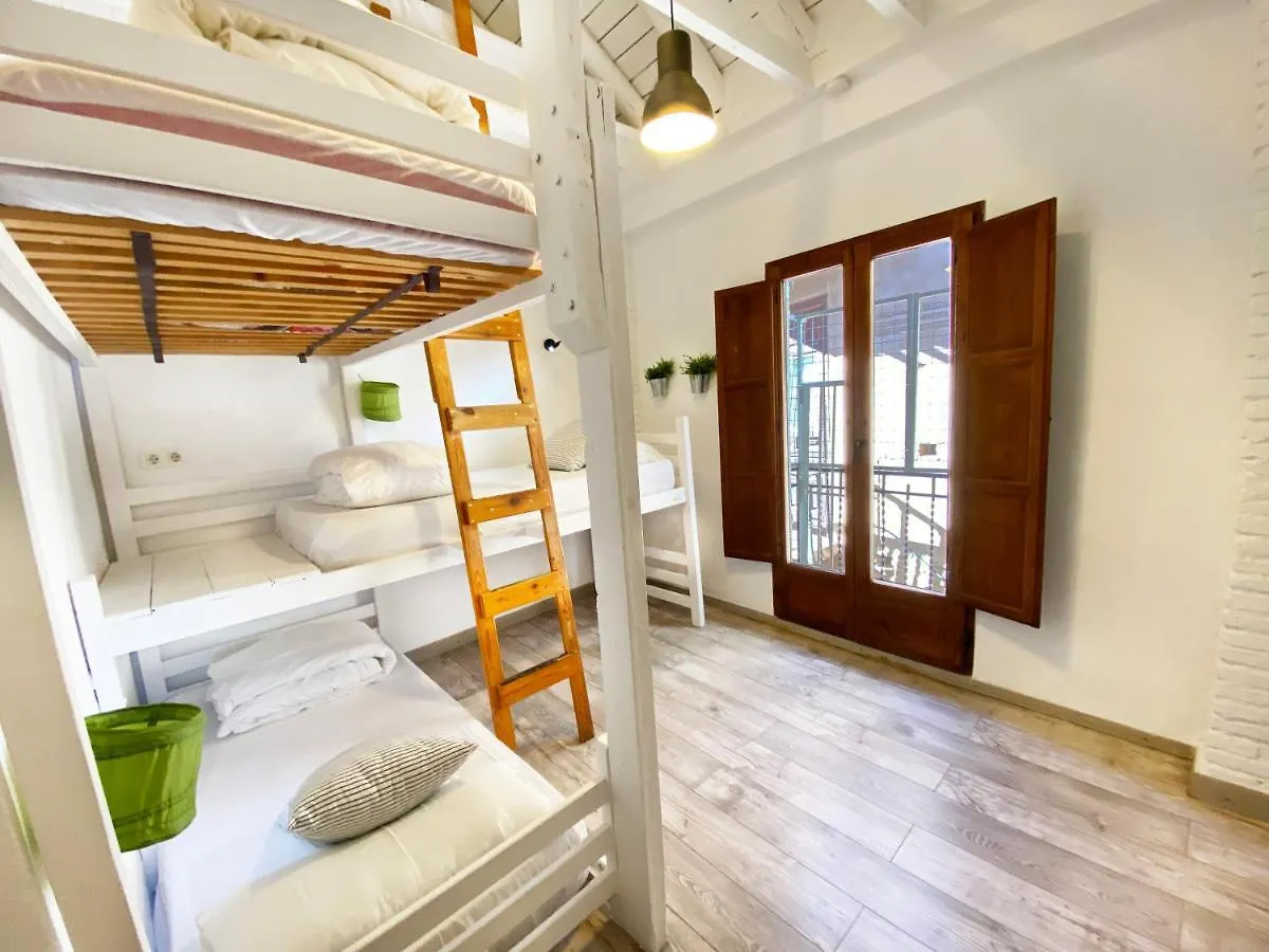 Makuto Coliving House Albergue Granada