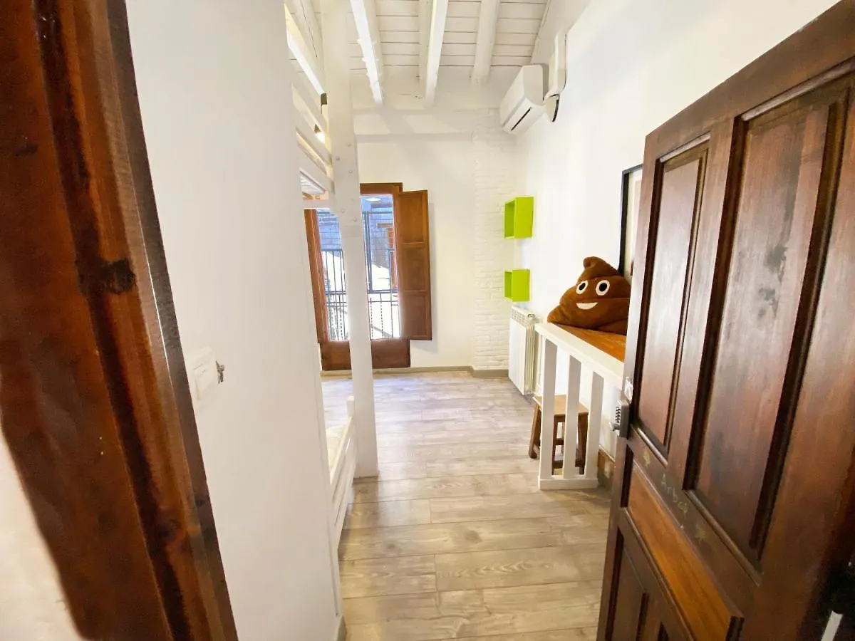 Hostal Makuto Coliving House Albergue Granada España