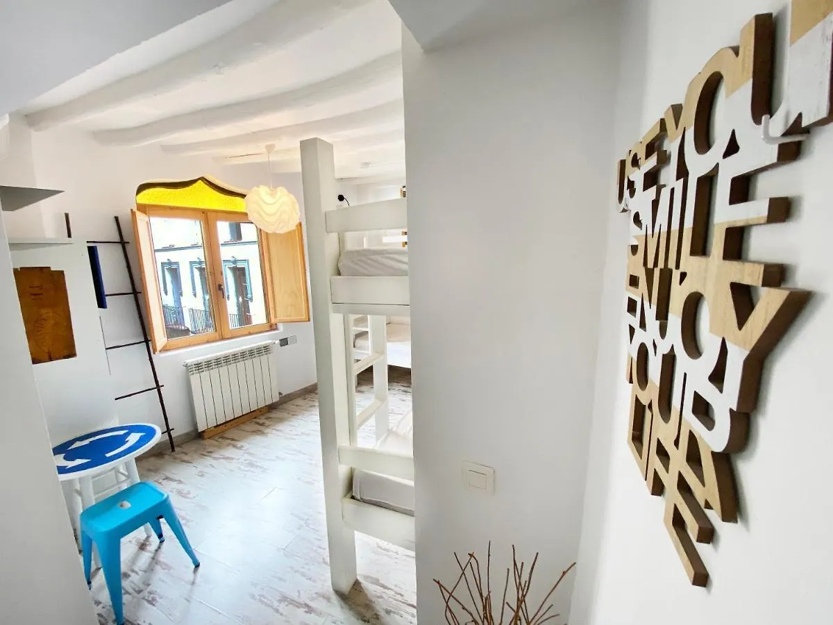 Hostal Makuto Coliving House Albergue Granada